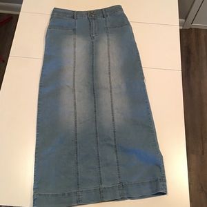 Denim pencil skirt, never worn
